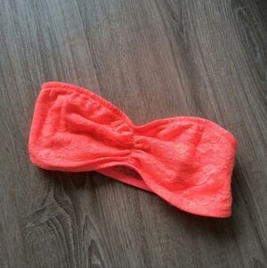 Victoria's Secret Pink Floral Lace Strapless Bra Undergarment Bandeau Size Small